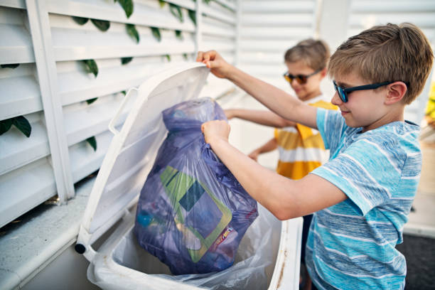 Best Basement Cleanout Services  in Waterloo, IA